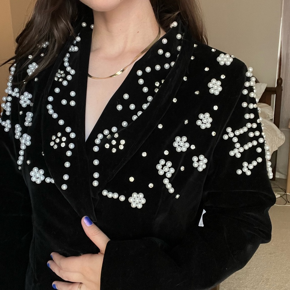 SHEIN Pearl Rhinestone Velvet Blazer Size Medium